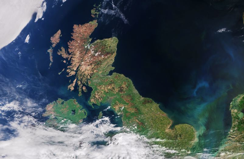 The UK's SPRINT has backed work by Redshift to help track carbon dioxide emissions from shipping, involving a range of data sources.