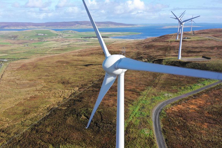 Wind-turbines in Orkney. Credit Colin Keldie courtesy of Solo Energy.