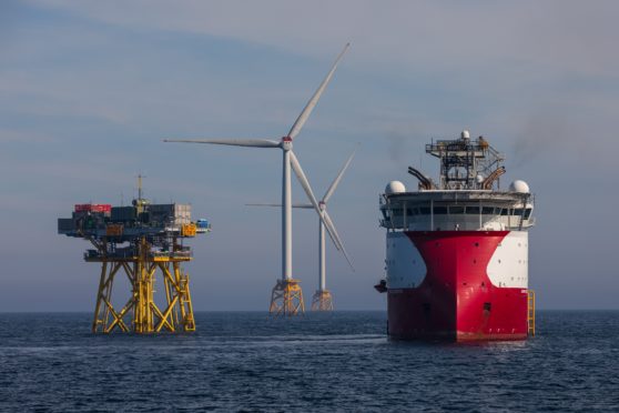 Beatrice turbine being fitted next to Skandi support vessel.
