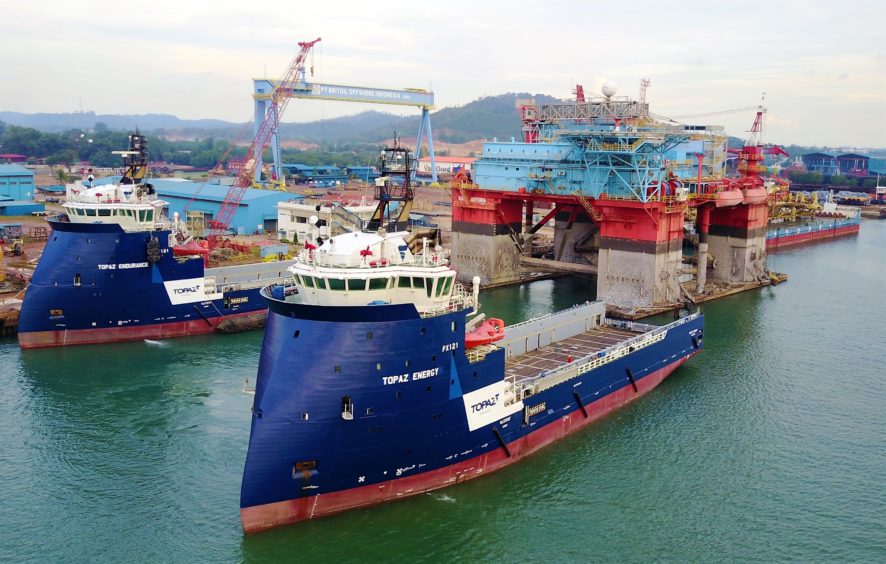 The Topaz Energy and Endurance vessels