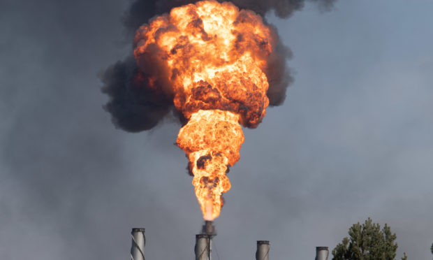 Smoke pouring out of the Mossmorran petrochemical plant in Fife. Steve Brown / DCT Media