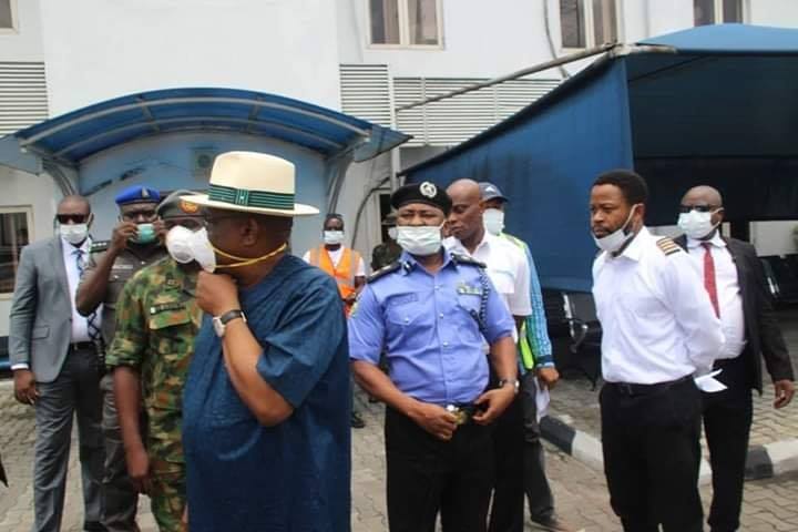 Governor Nyesom Wike oversees the arrest of Caverton pilots in Port Harcourt