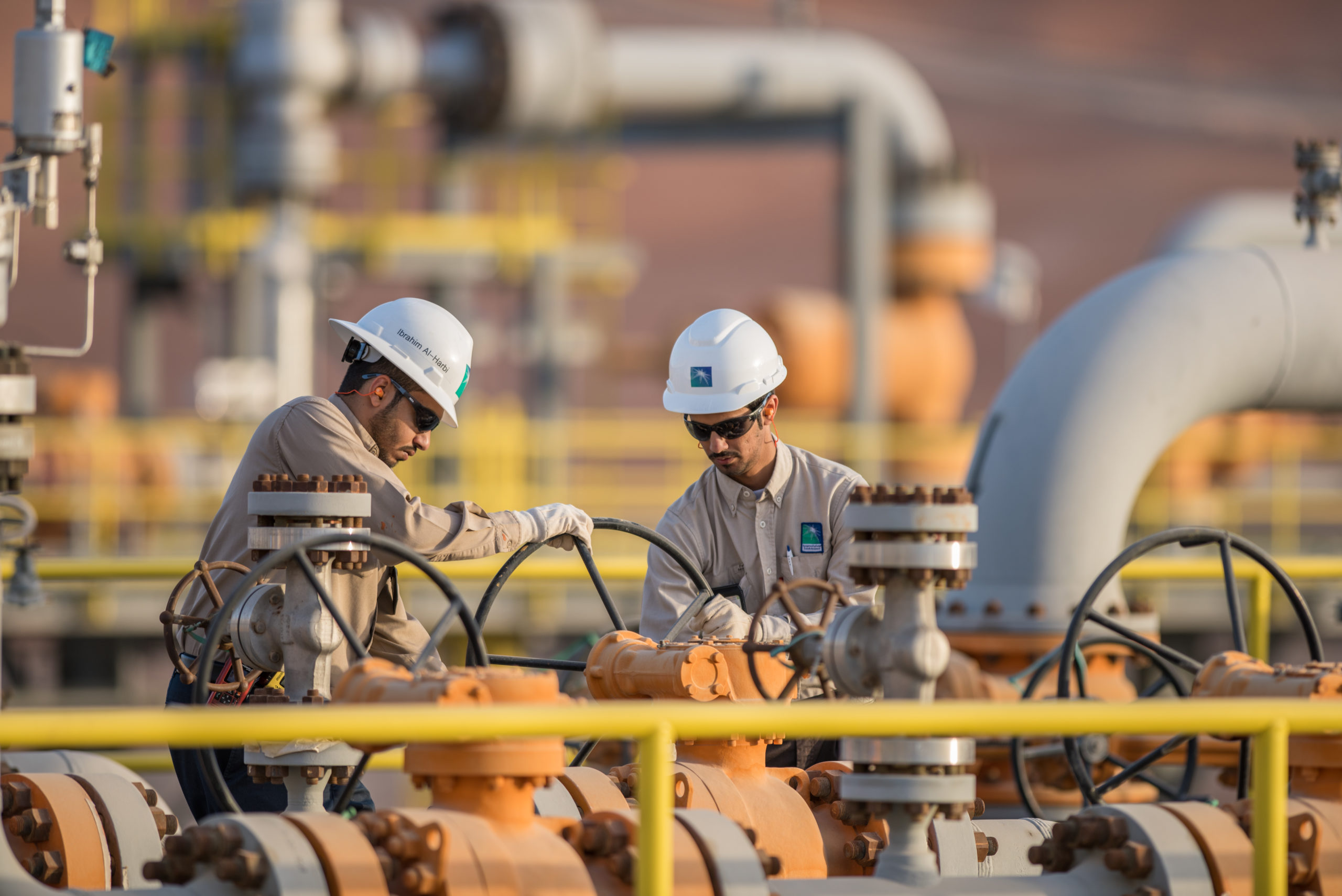 Aramco is cutting back its oil production investment programme