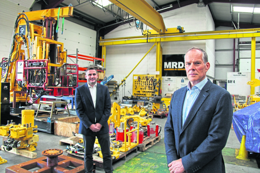 MRDS Managing Director, Ian McGillivray and MRDS Executive Chairman, Ronnie Garrick.