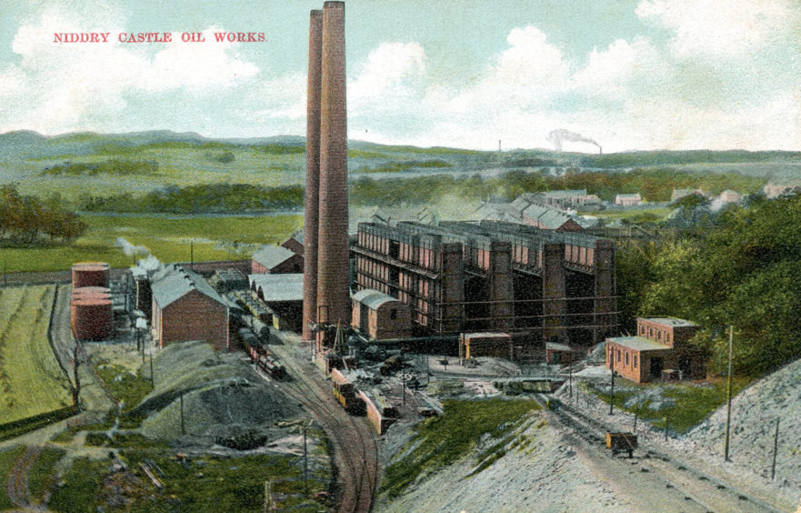 Oakbank Oil Co.'s Niddry Castle works.