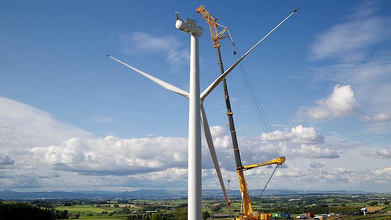 The Inverclyde wind farm being constructed.