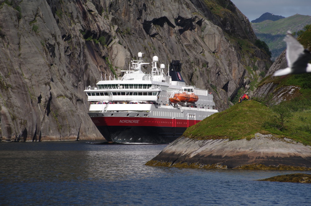 Equinor Aberdeen cruise liners