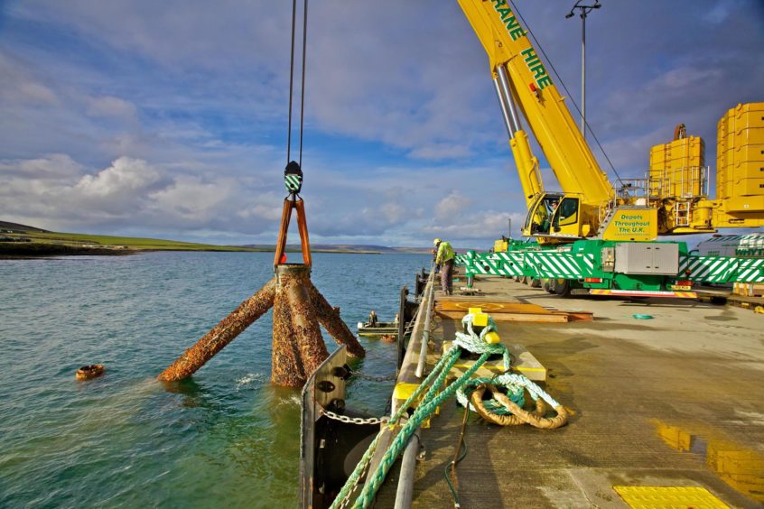 The London School of Economics has explored the UK & Scotland's tidal energy sector and collated its recommendations in a policy report.