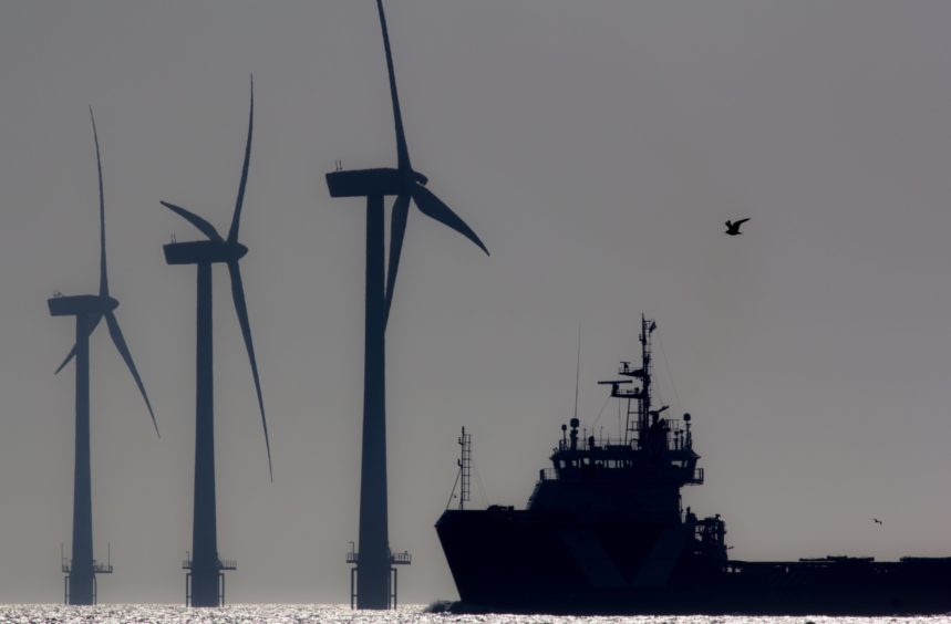 HSE chiefs have expressed concerns that safety performance has stalled in offshore renewables.