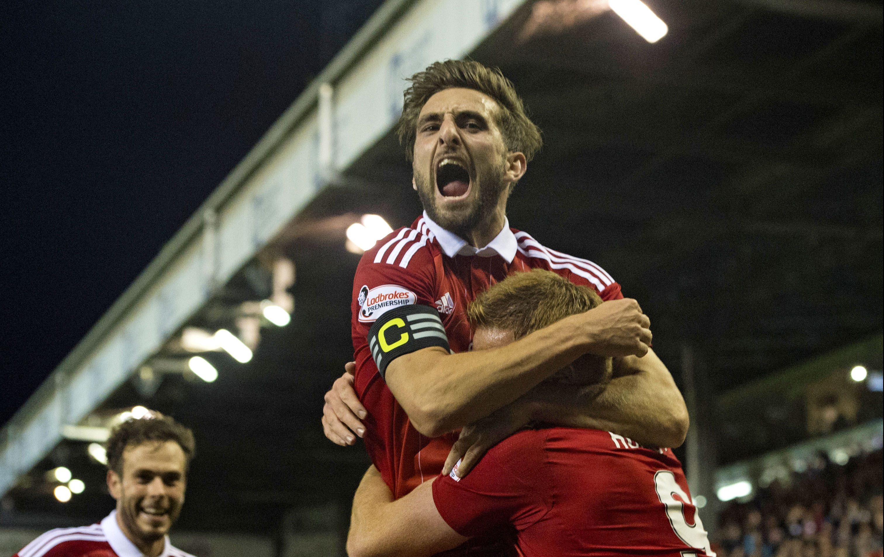 Graeme Shinnie has been named Aberdeen FC Player of the Year.