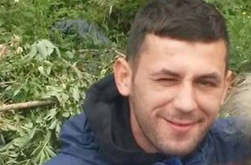 Former boxer Robert Reid was found dead in a flat on Arnage Place.
