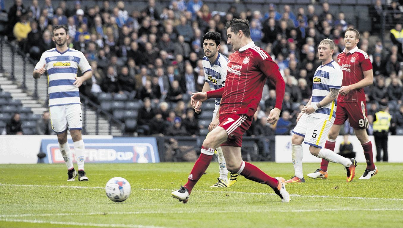 Kenny McLean taps home Aberdeen's second against Morton.