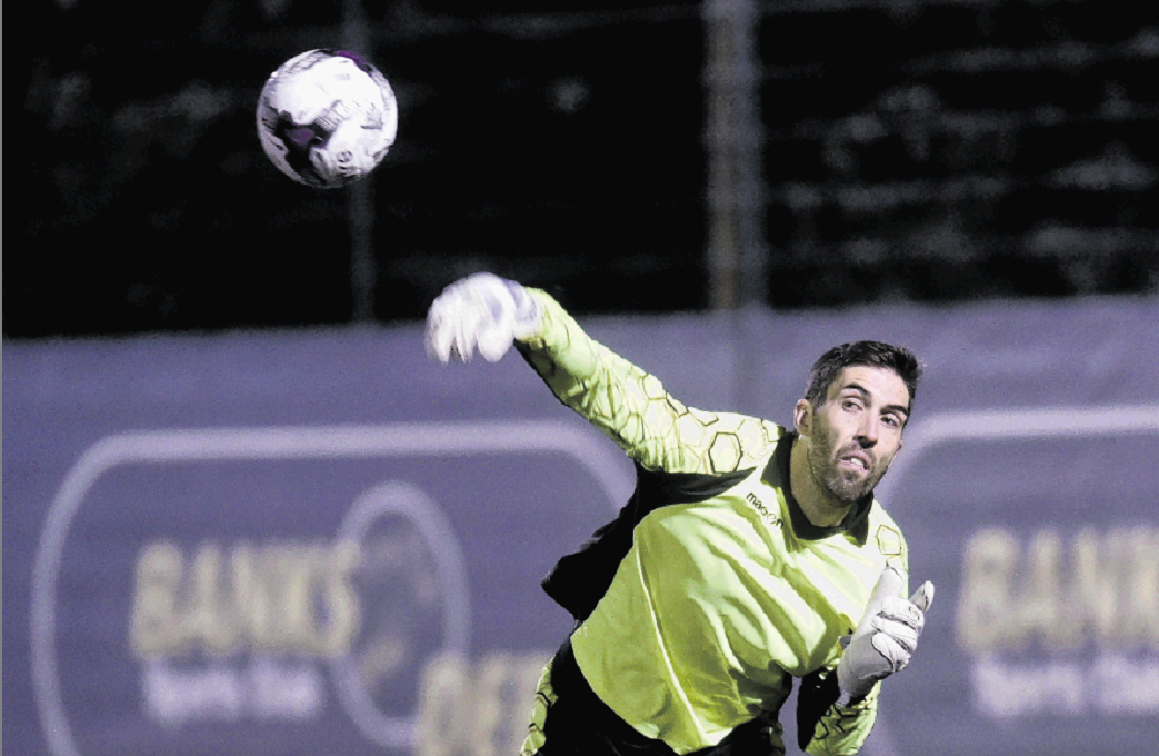 Banks o' Dee keeper Andy Shearer hopes to throw a spanner in the works for former club Formartine.