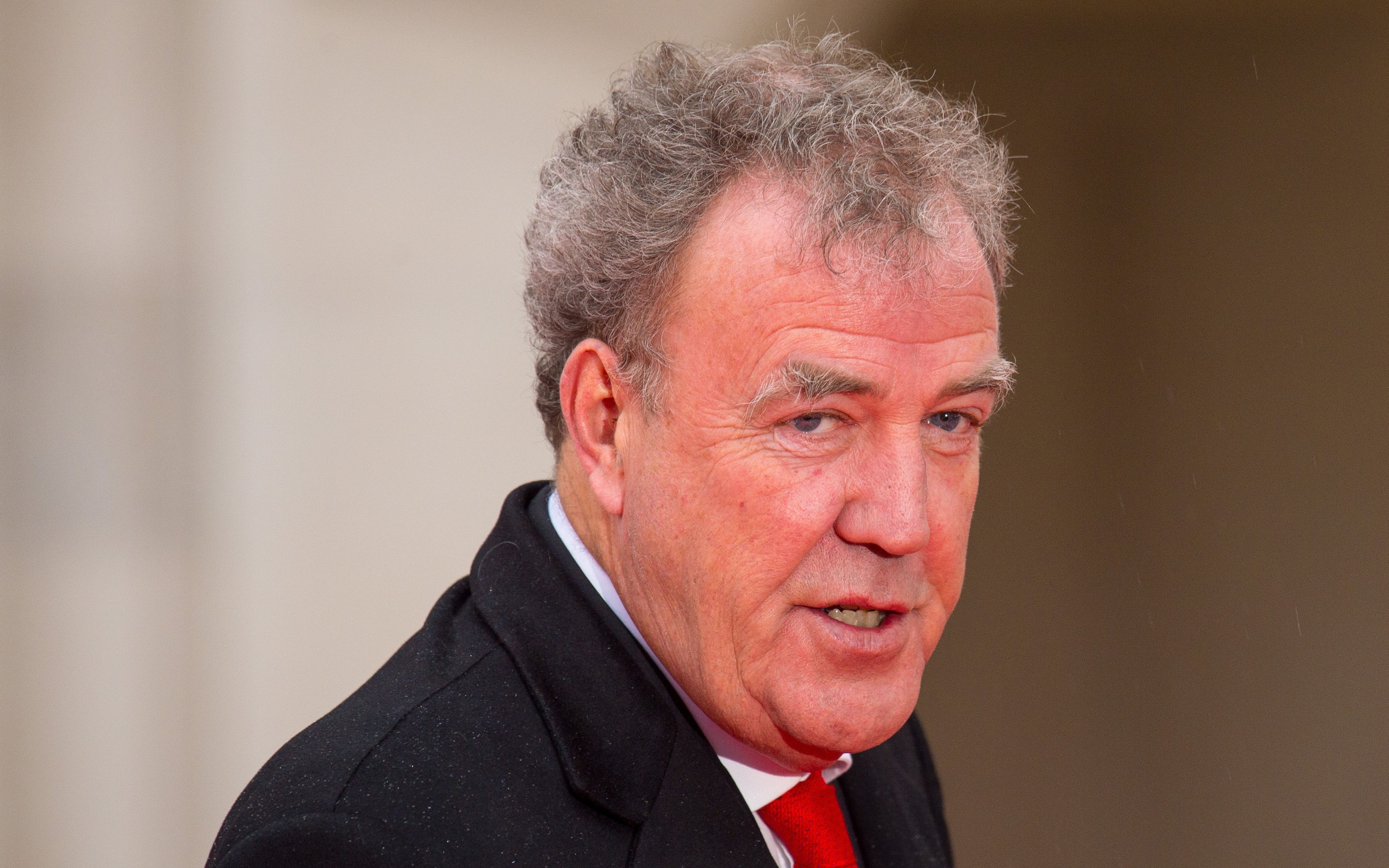 Dentist phobes look away now - Jeremy Clarkson shows off tooth surgery - Evening Express