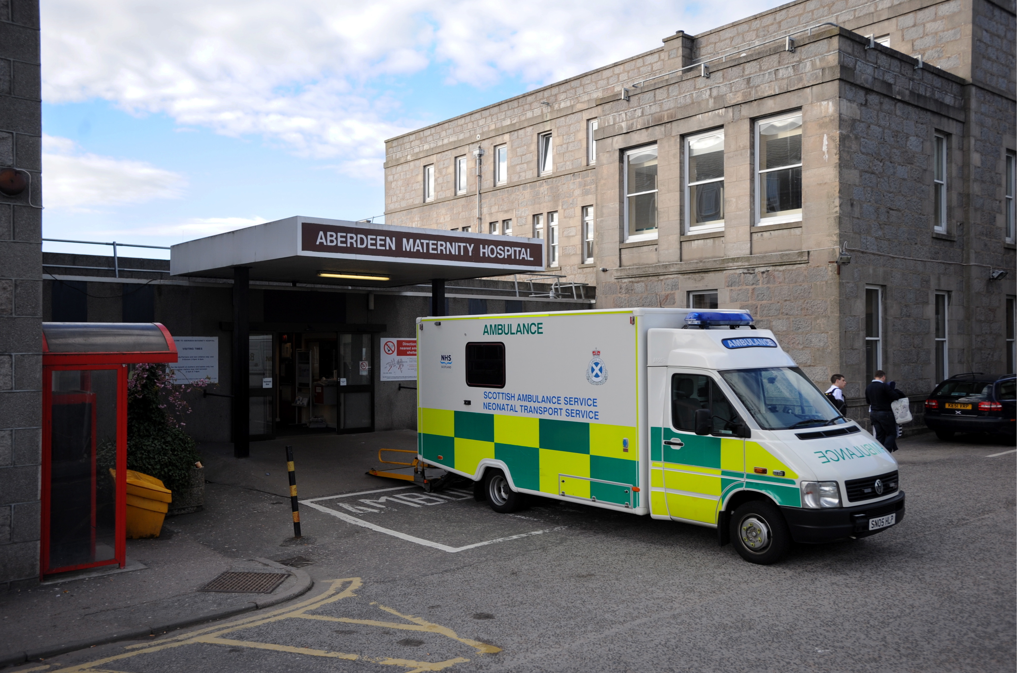 Aberdeen maternity hospital fully open after 20 midwives recruited ...