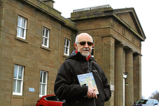 Courier News - Janet Thomson story - Montrose Royal Infirmary.
Picture shows; local historian and author, Forbes Inglis outside Montrose Royal Infirmary today, where a bust of Susan Carnegie has been removed, with a copy of his book "The Sea Enriches". Wednesday 7th March 2018.