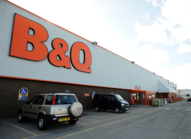 Second Aberdeen B&Q Store Reopens With Strict Rules For Customers ...