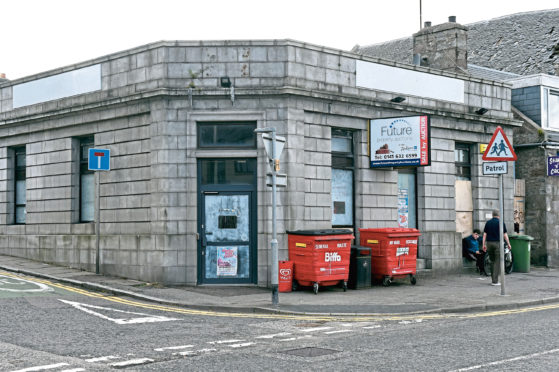 Former Aberdeen bank could be turned into English language ...