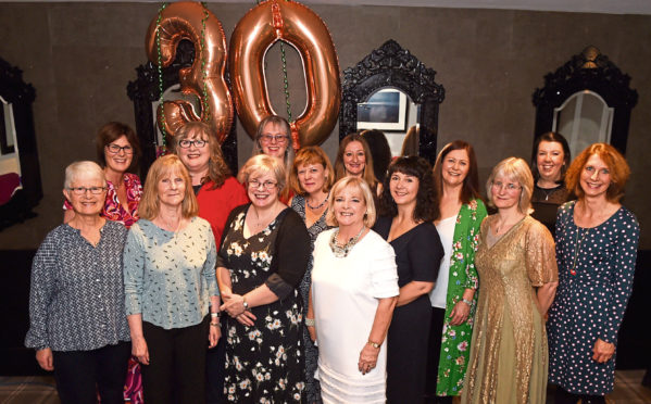 Many of the former classmates hadn’t seen
each other since finishing their studies