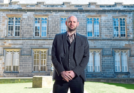 Dr Malcolm Harvey