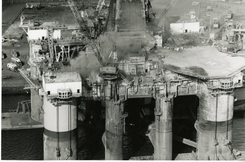 Ocean Odyssey fire in March 1989.