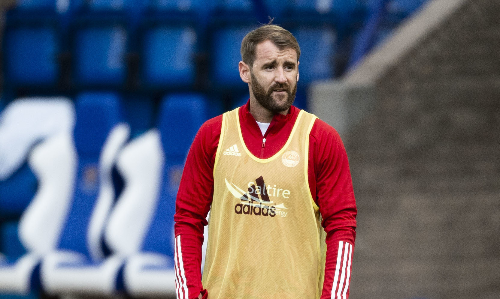 Aberdeen’s Niall McGinn ruled out for three weeks with calf injury