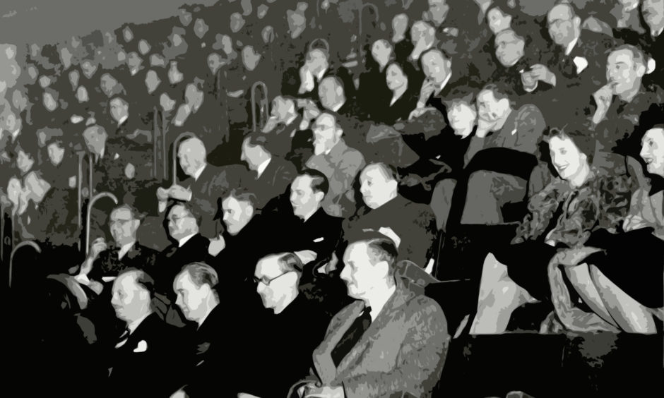 Mandatory Credit: Photo by Tony Weaver/ANL/Shutterstock (1806286a)
Audience In The Prince Of Wales Theatre In London Watching A Movie.
Audience In The Prince Of Wales Theatre In London Watching A Movie