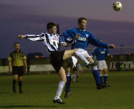 Former Peterhead defender Steve King (right) in action against Elgin City