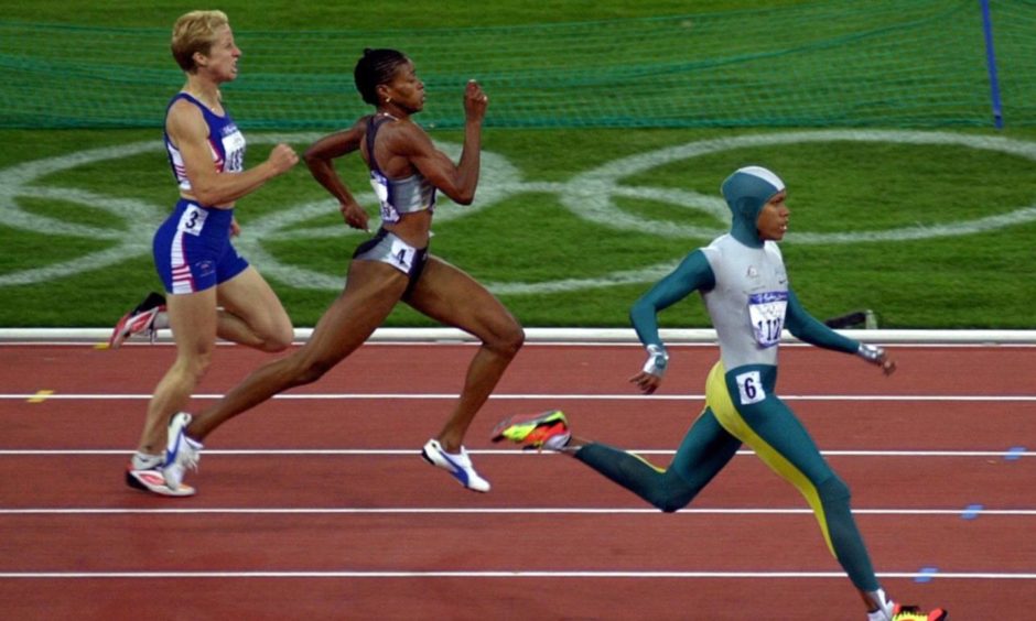 Cathy Freeman wins gold at Sydney in 2000.