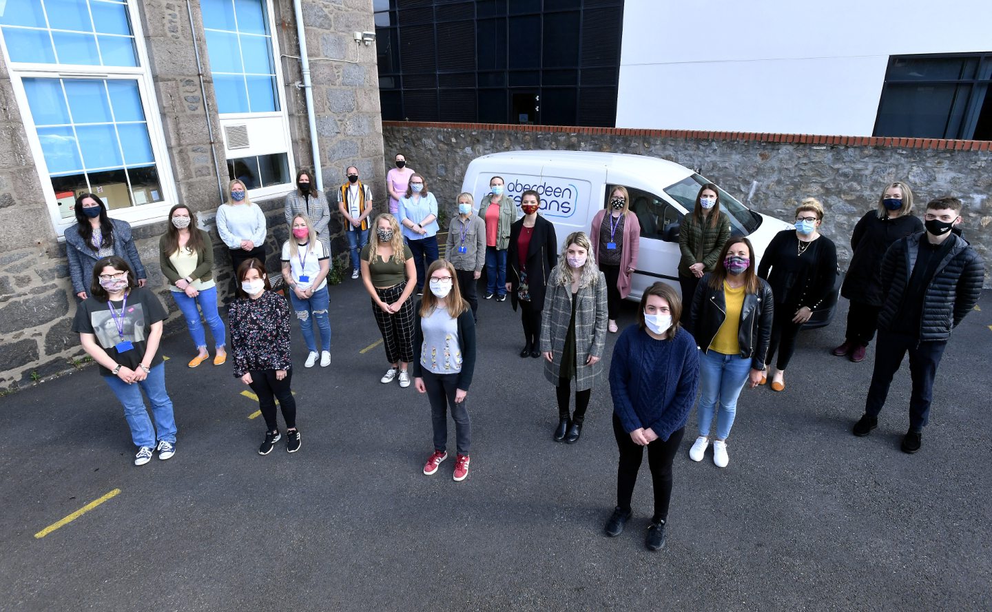 Service users of Aberdeen homelessness charity thank volunteers for support in 2020 - Vimarsana News