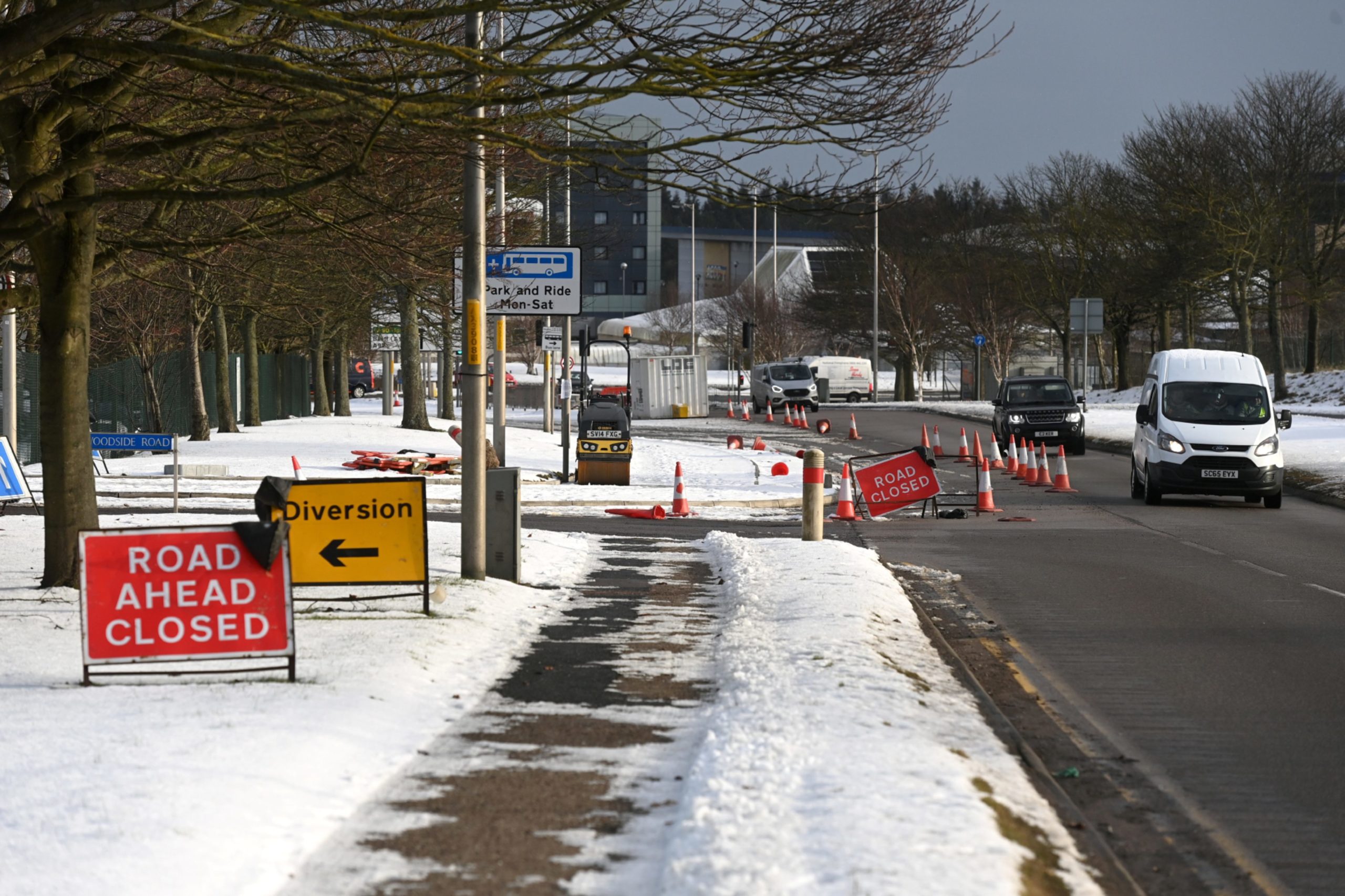 One-way restrictions on Aberdeen's Parkway extended until the start of March - Vimarsana News