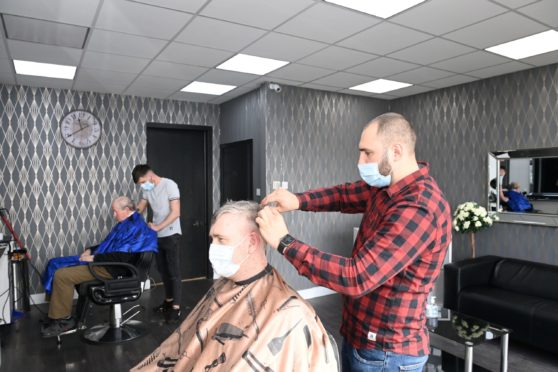 You can use Check-In Scotland to check in to barbers
Gentleman's Barber, Banchory.