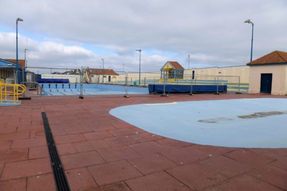 stonehaven open air pool
