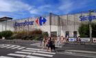 特易购与法国超市家乐福(Carrefour)断绝了联系，这让莫琳•辛普森(Moreen Simpson)再次渴望大卖场。