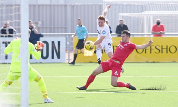 Fraser Fyvie nets the first of his two goals against Stirling. Picture by Darrell Benns