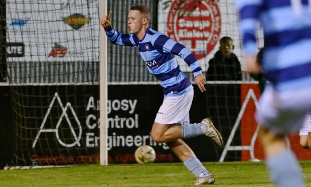Mark Gilmour was on target for Banks o' Dee.
