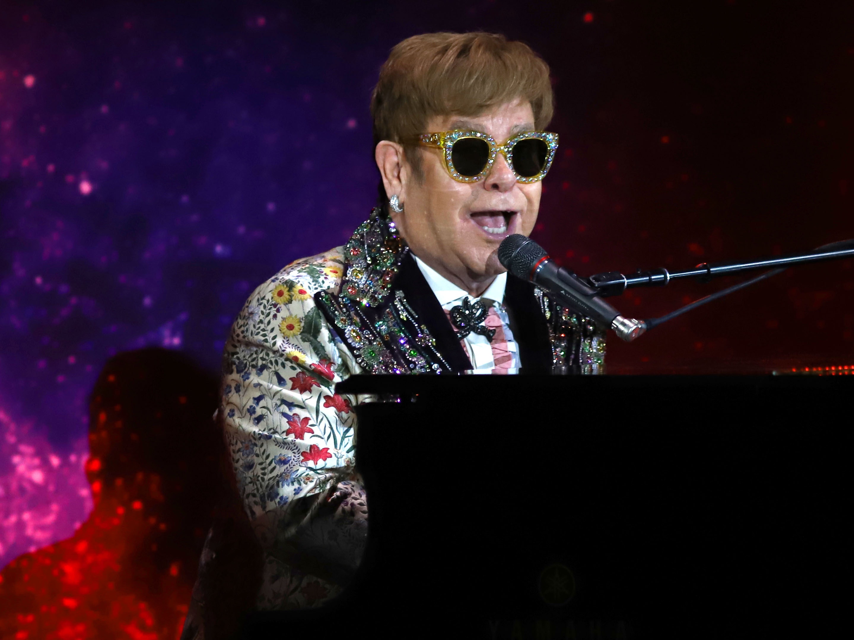 Elton John fans divided over farewell tour ticket prices - Evening Express