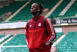 Aberdeen complete signing of Greg Leigh on short-term deal
