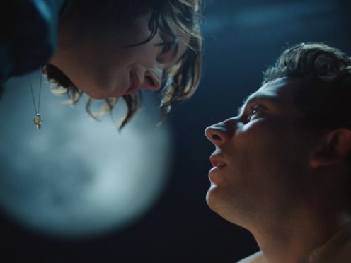 Jessie Buckley as Juliet and Josh O’Connor as Romeo (National Theatre)