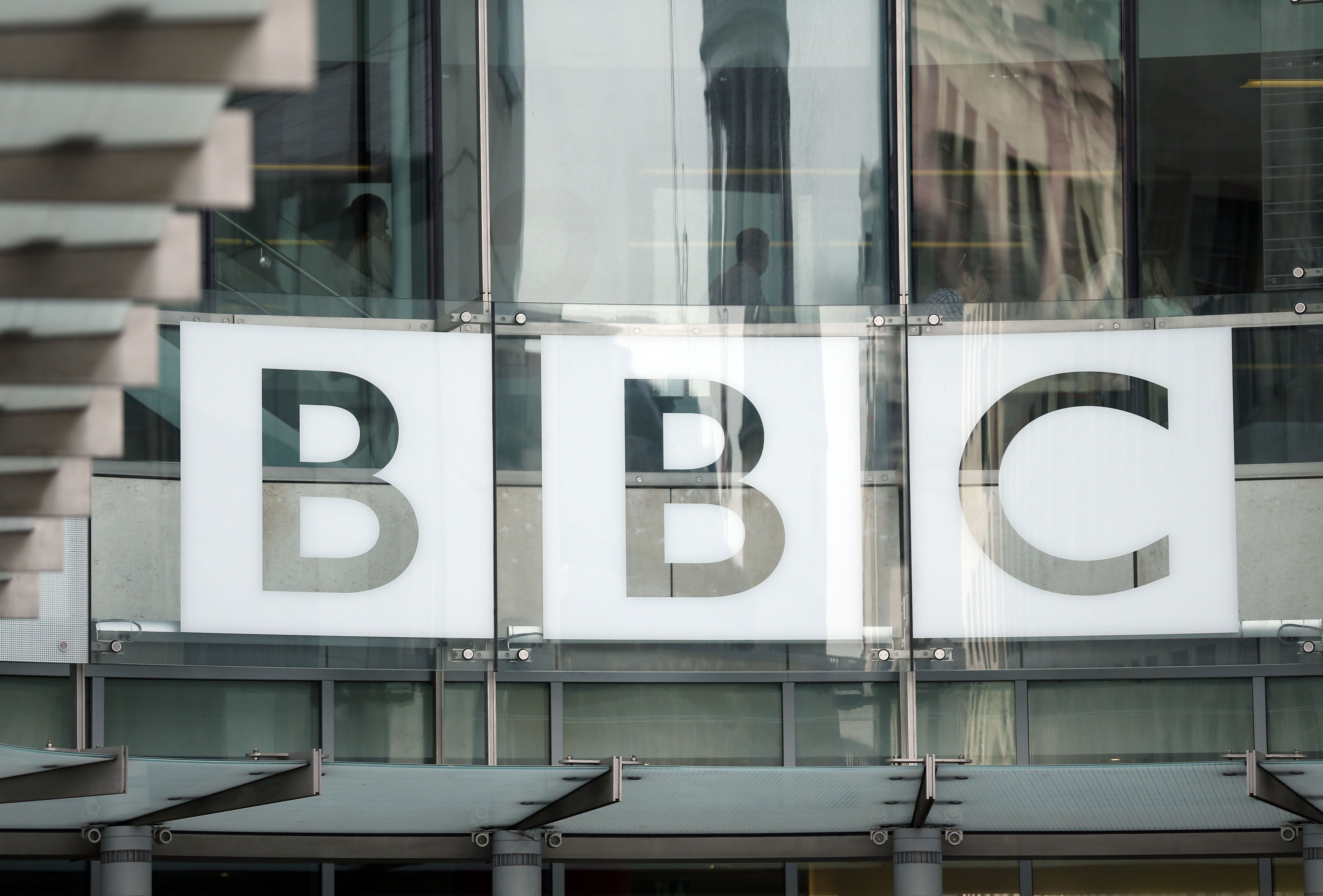 Bbc On Standby For Royal Announcement 53 - v38g1io