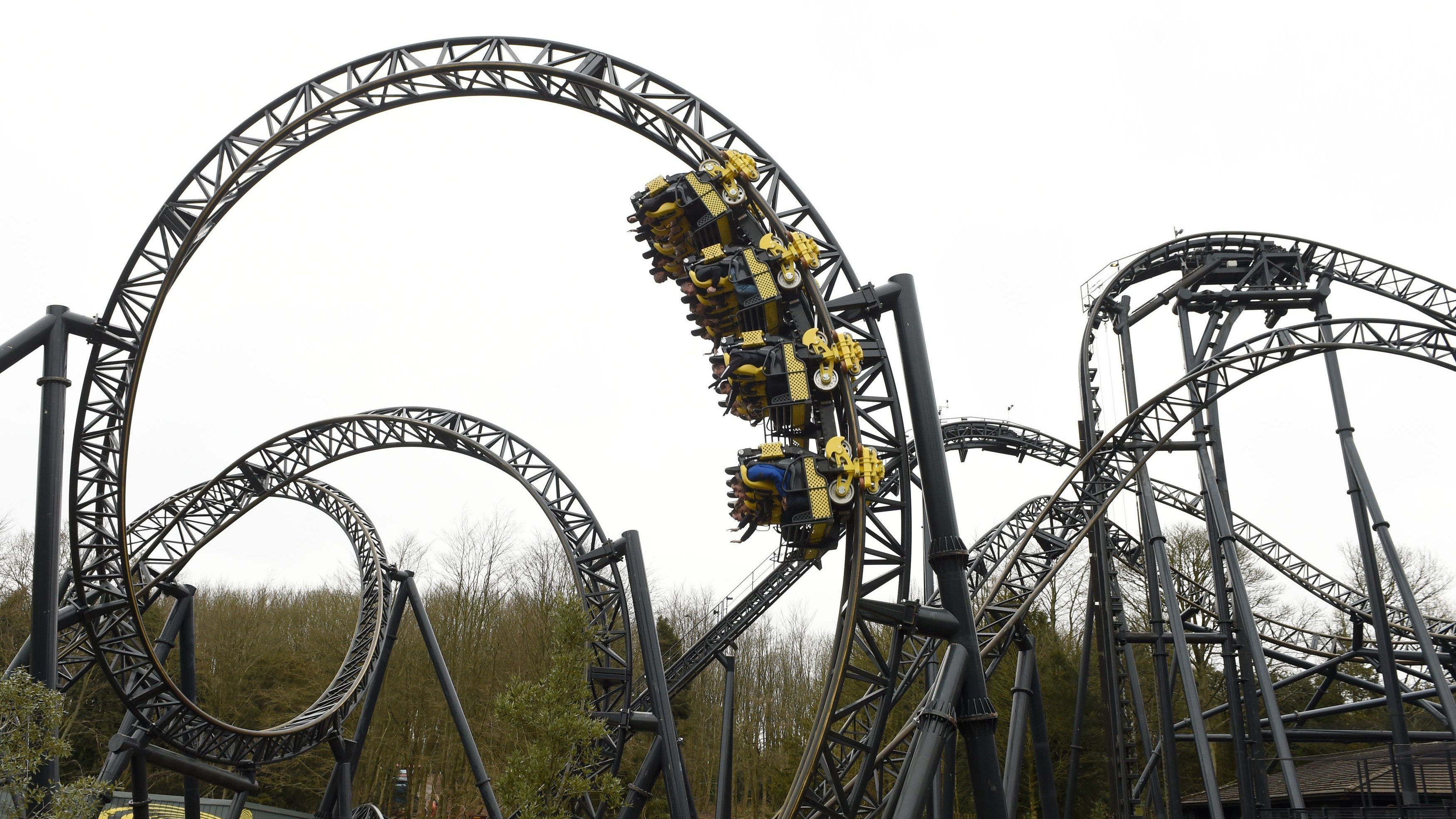 Alton Towers visitors stuck on Smiler ride, dangling in mid-air 15 ...