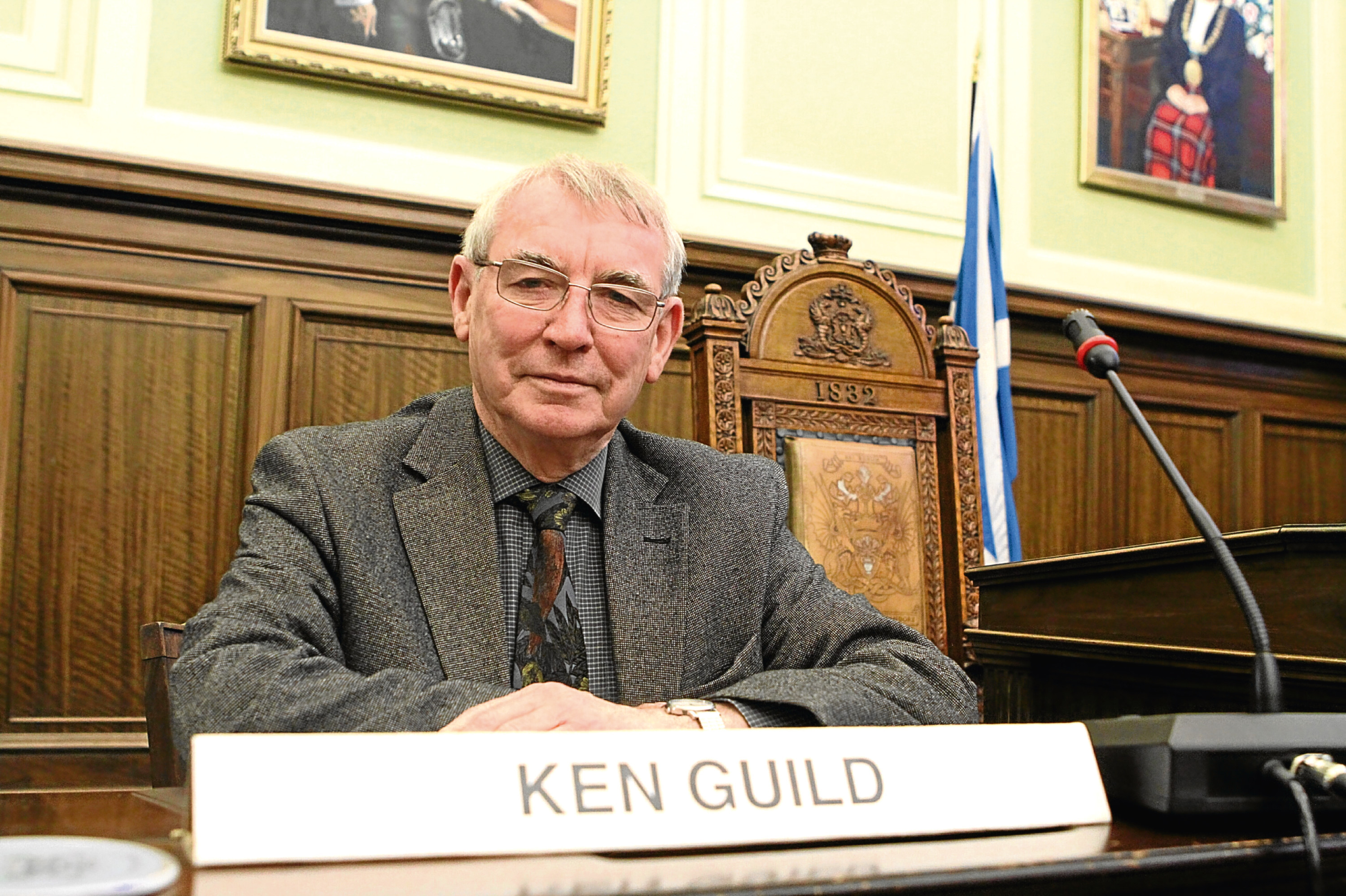Council leader Ken Guild is to stand down in May