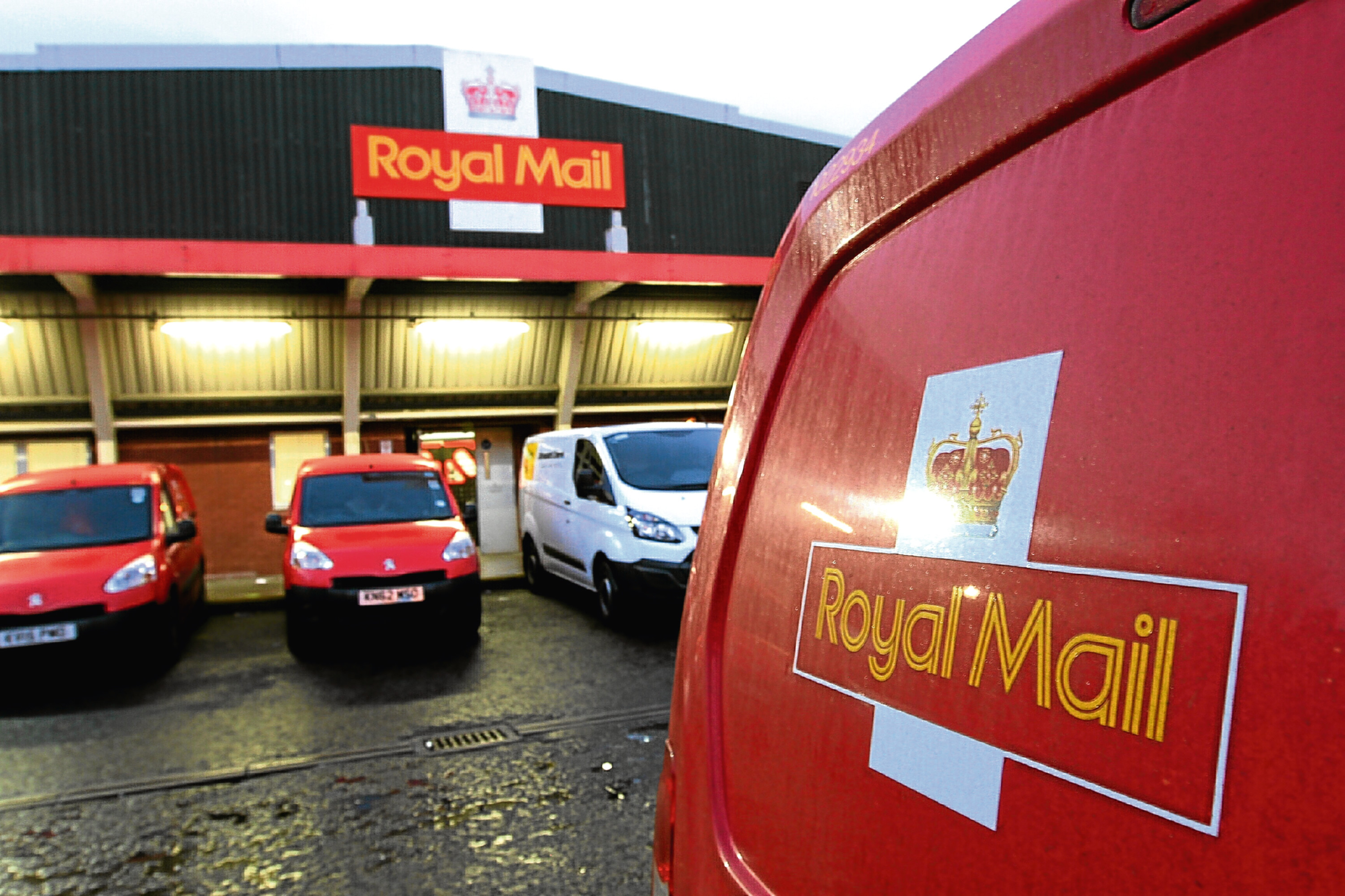 Post to be disrupted as Dundee Royal Mail workers set for twoday