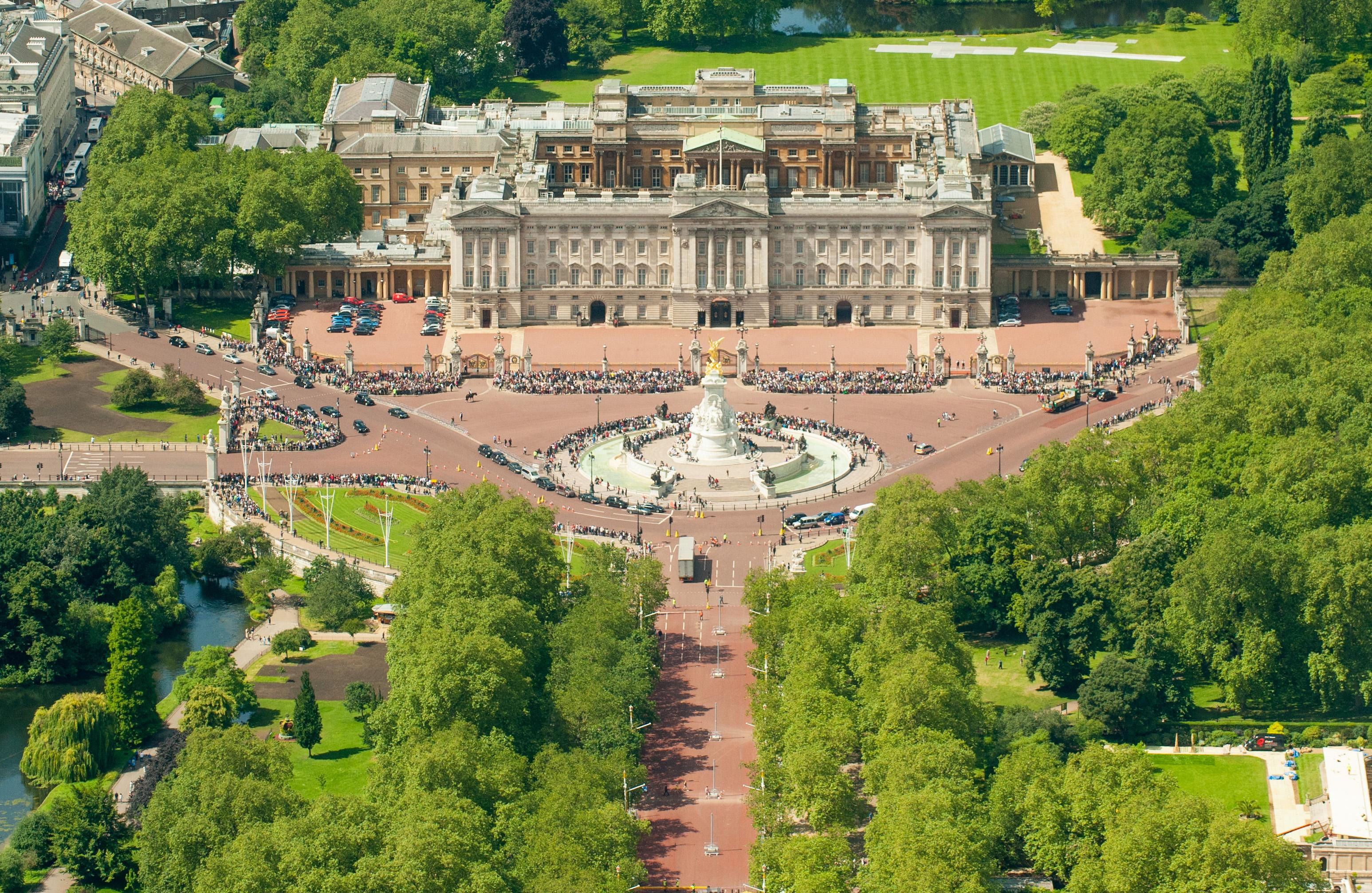 Buckingham Palace.