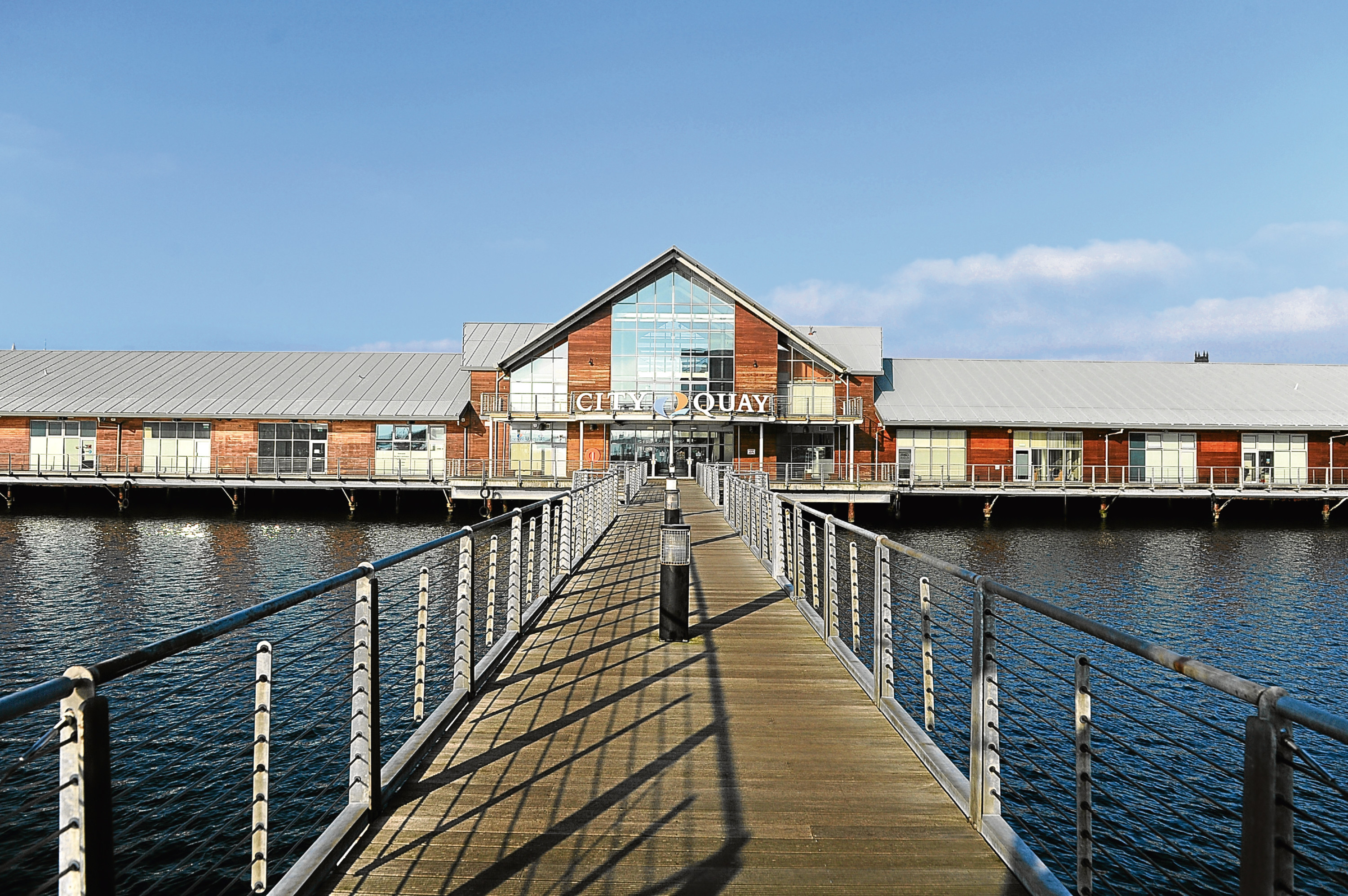 Golf shop set to boost Dundee City Quay retail prospects Evening