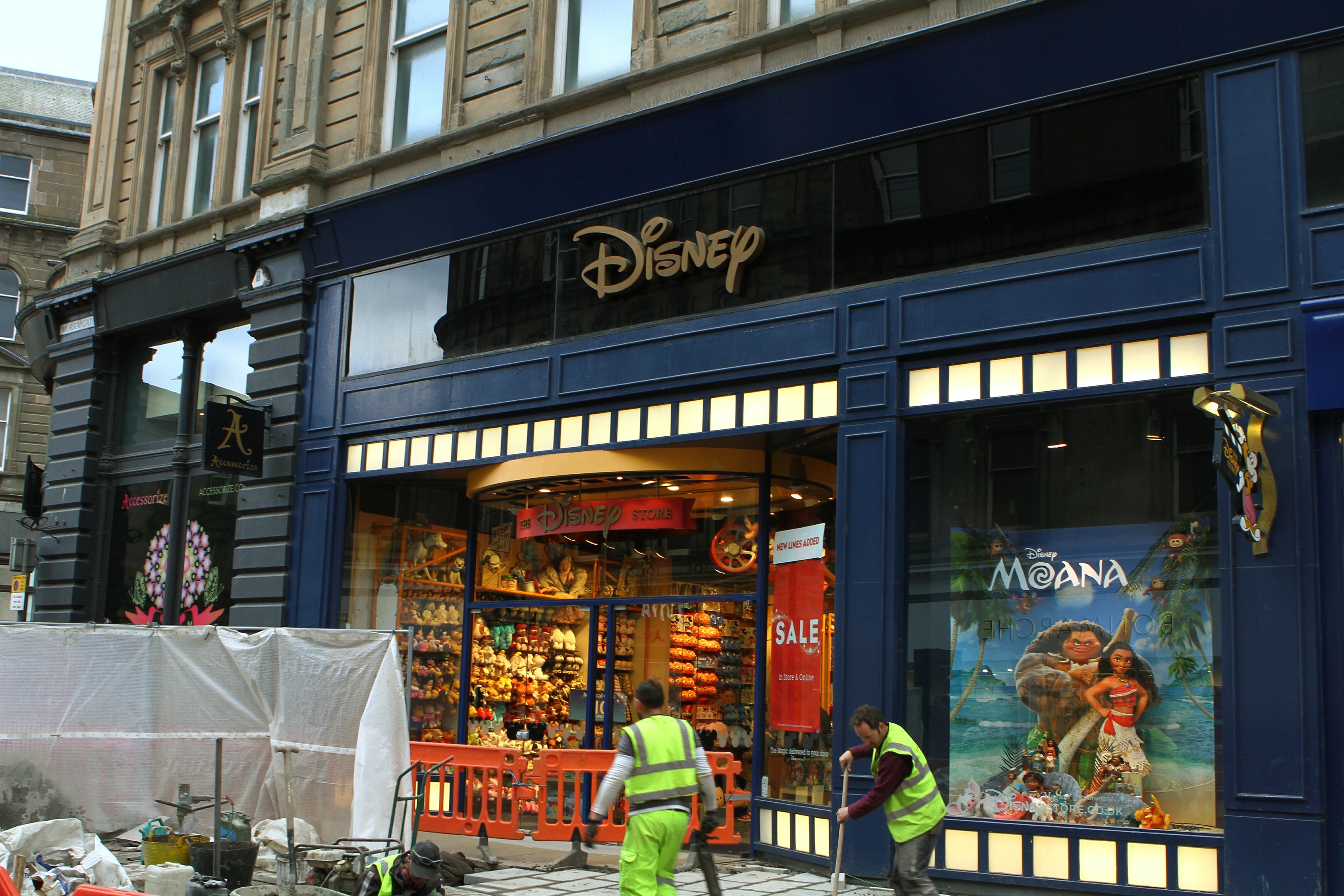 stores that sell disney stuff