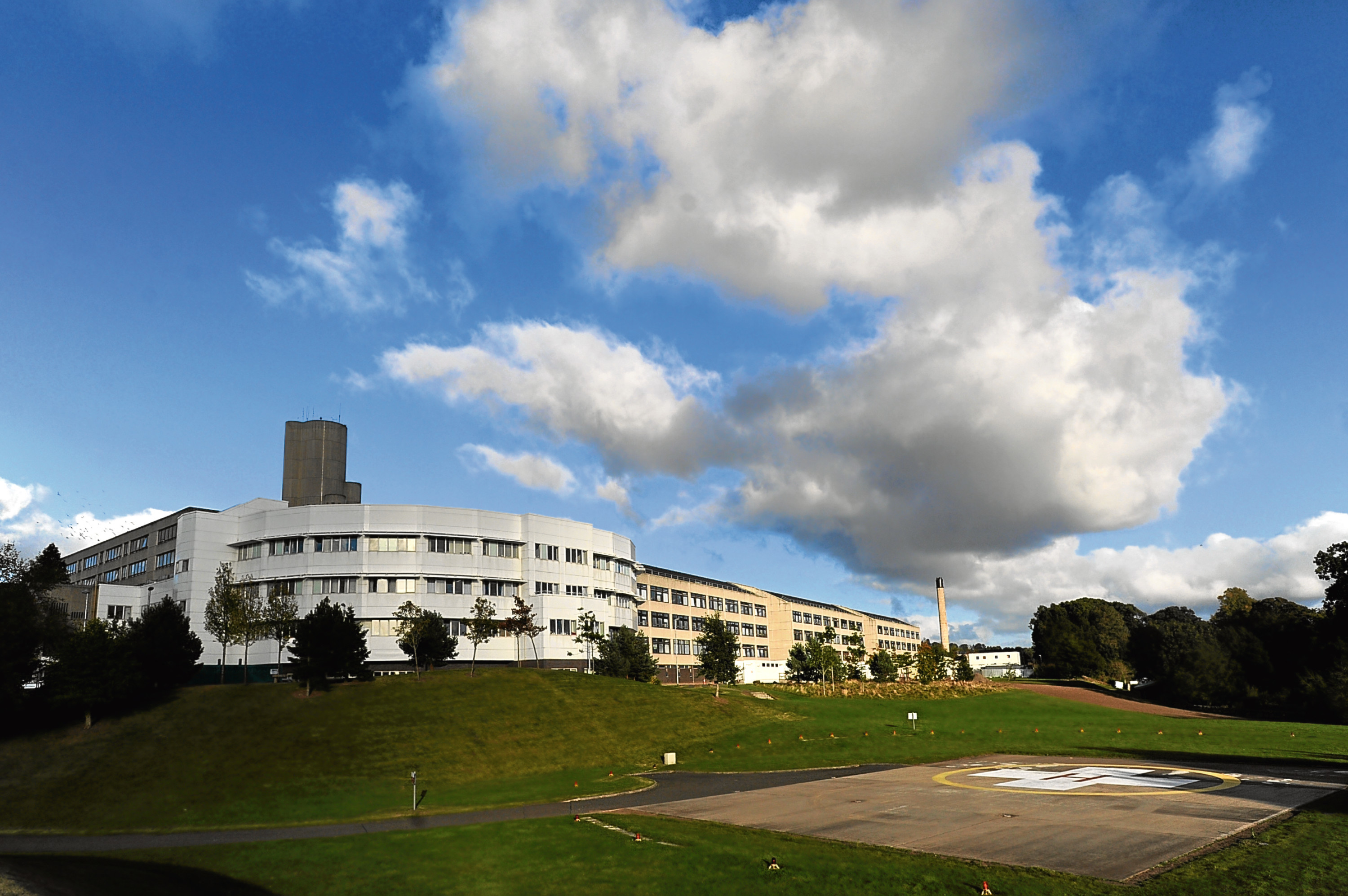 Dundee Man 35 Stole Hospital Supplies As Partner Gave Birth In   58c2c195114e4 