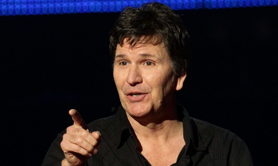 Stewart Francis to take to stage in Dundee as part of comedy tour