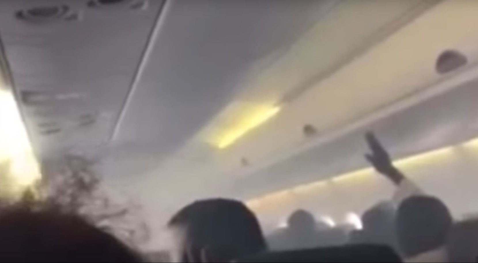 VIDEO: Death-fearing Passengers Scream In Terror As Plane's Engine ...