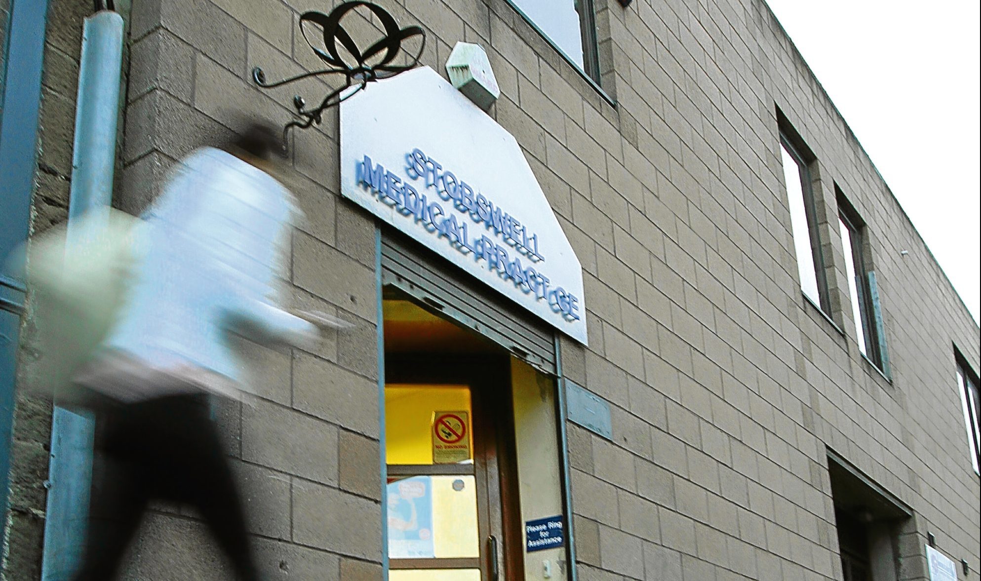 Closure of Dundee medical practice leaves thousands of patients in